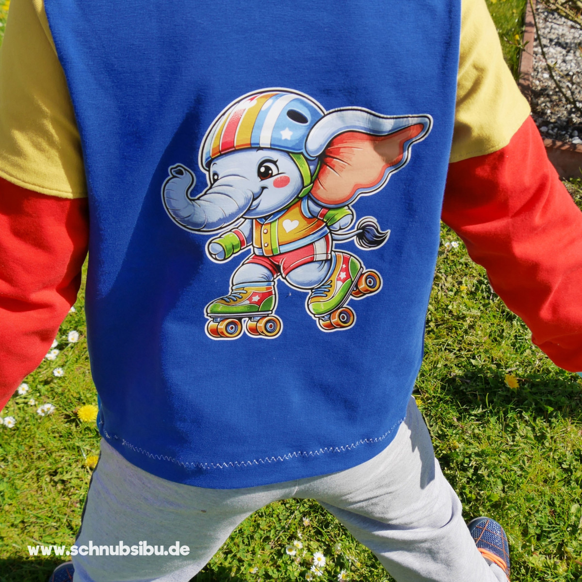 Bügelbild Elefant auf Rollschuhen
